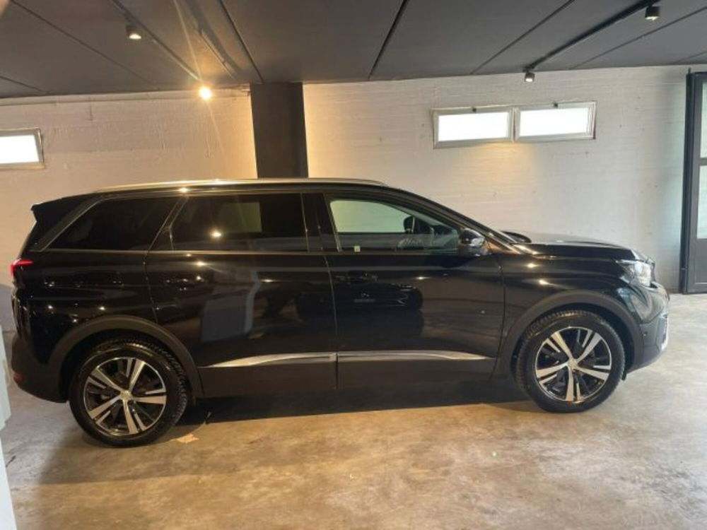 Peugeot 5008 usata a Perugia (8)