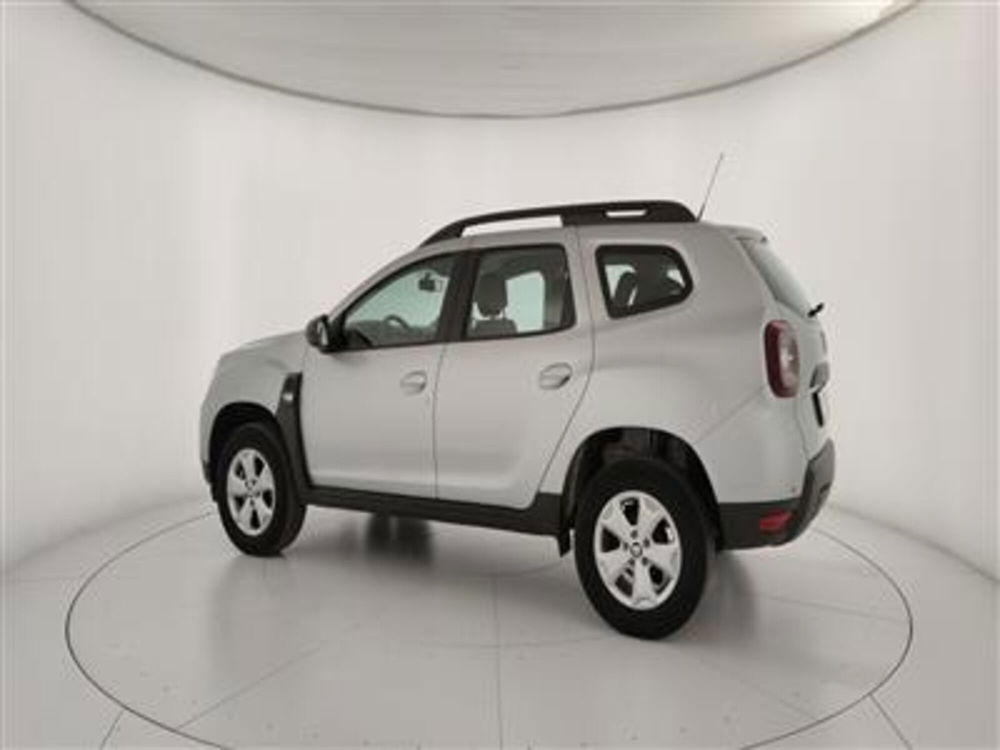 Dacia Duster usata a Bari (4)