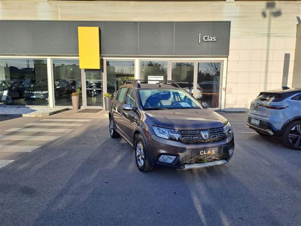 Dacia Sandero usata a Livorno