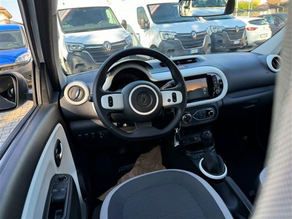 Renault Twingo nuova a Pavia (9)