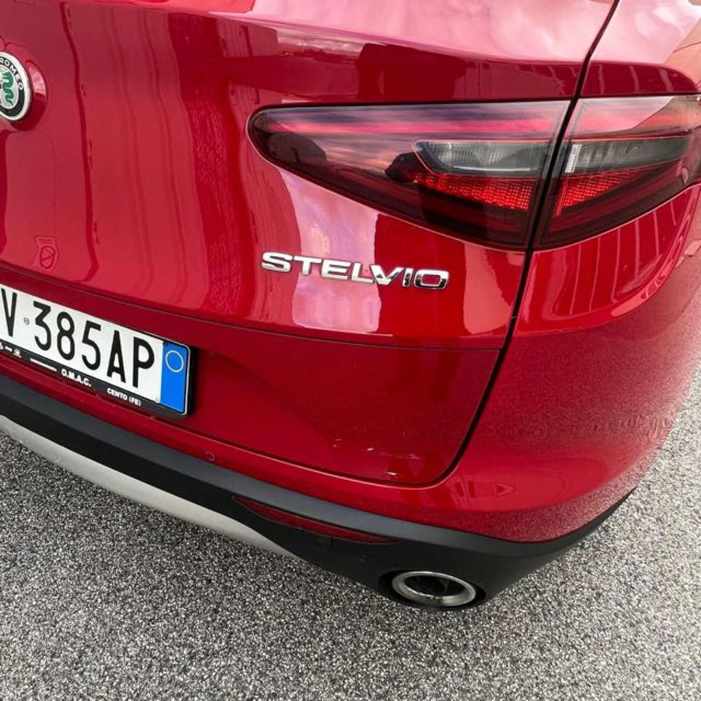 Alfa Romeo Stelvio usata a Ferrara (5)