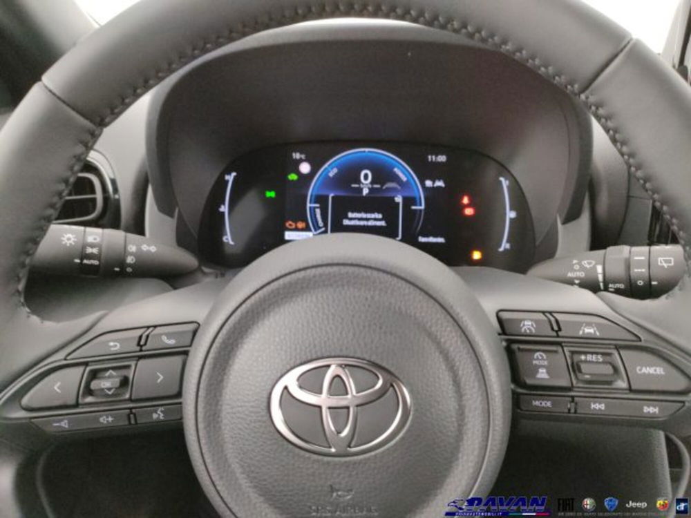 Toyota Yaris Cross nuova a Padova (15)