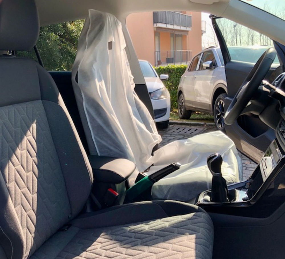 Volkswagen T-Cross nuova a Lecco (6)