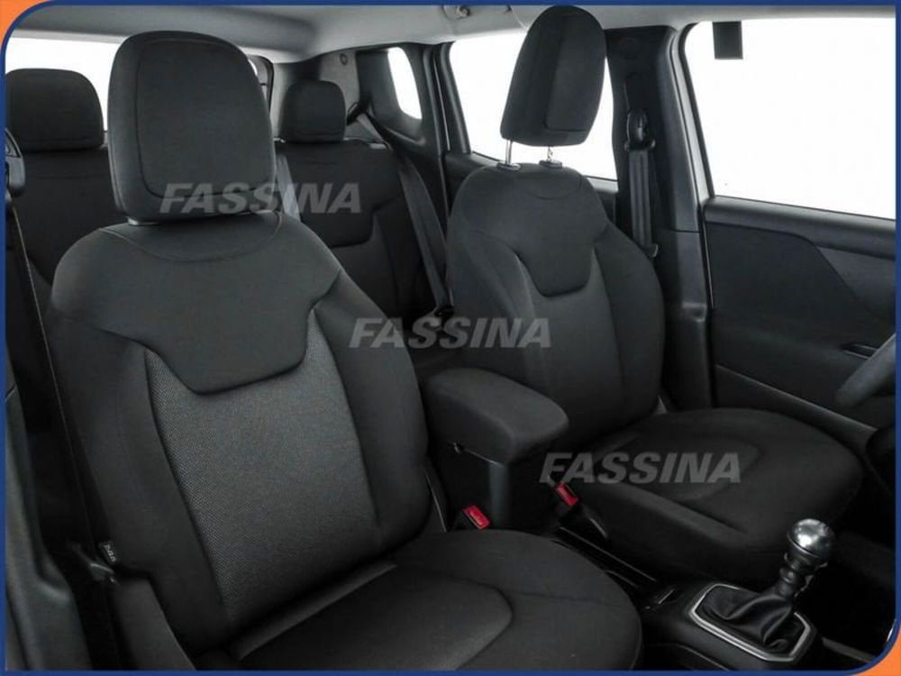 Jeep Renegade usata a Milano (13)