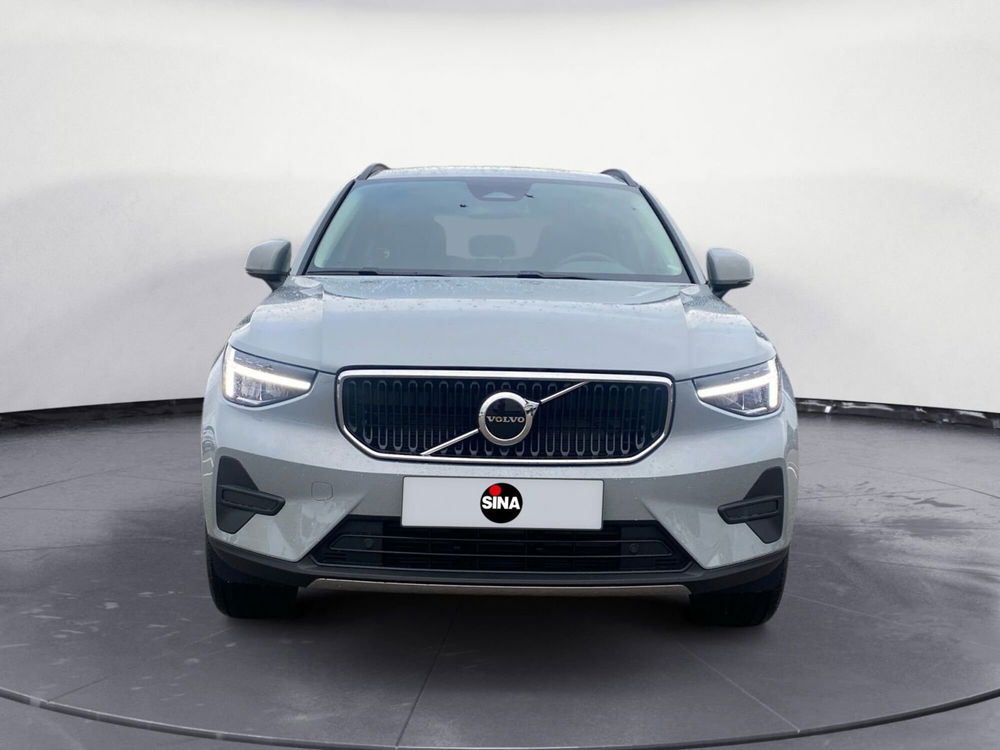 Volvo XC40 nuova a Pordenone (8)