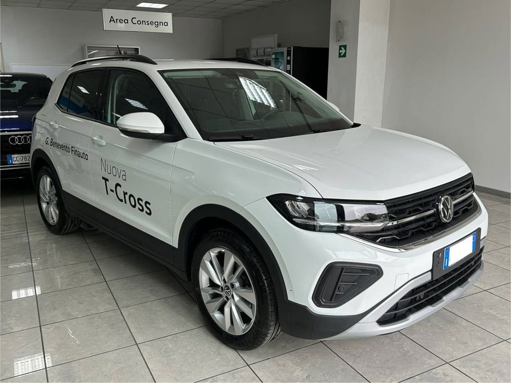 Volkswagen T-Cross nuova a Avellino