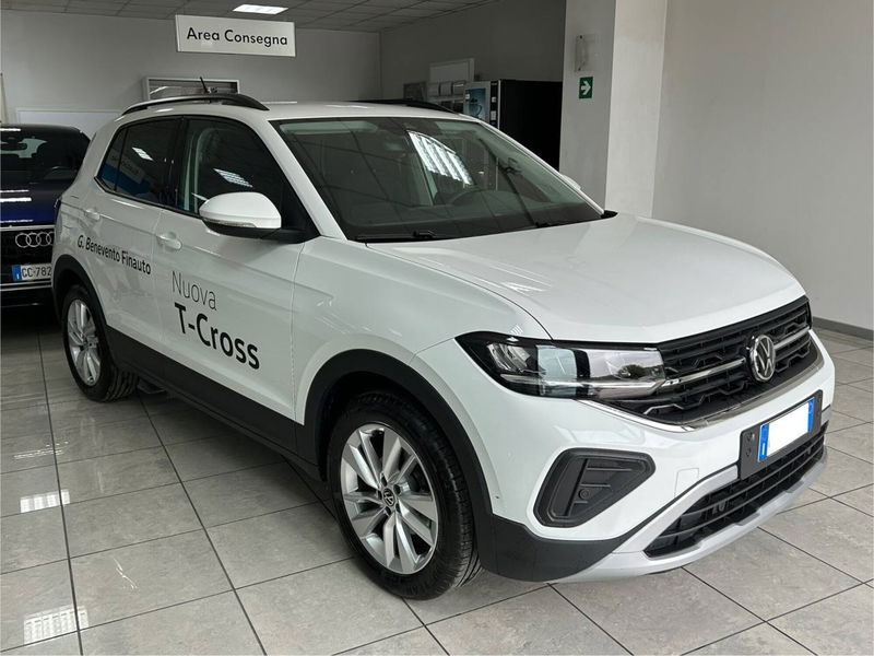 Volkswagen T-Cross 1.0 tsi Life 95cv nuova a Pratola Serra