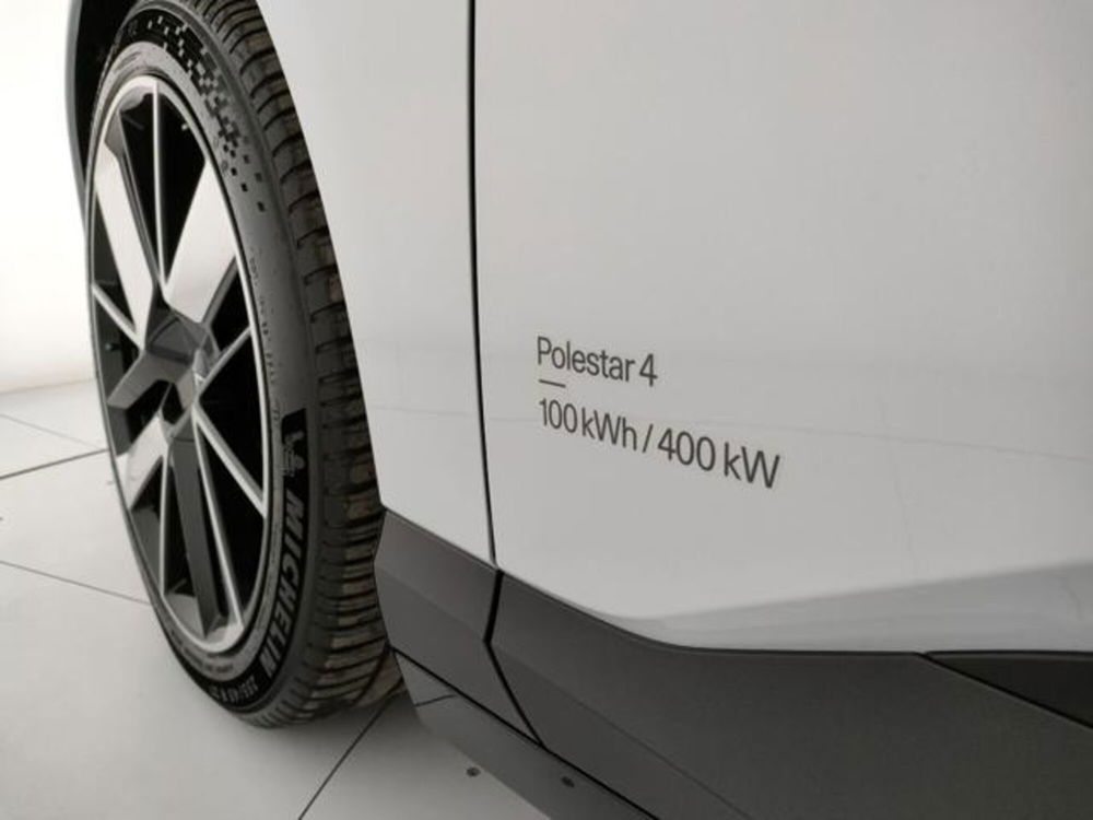 Polestar Polestar 4 nuova a Modena (10)