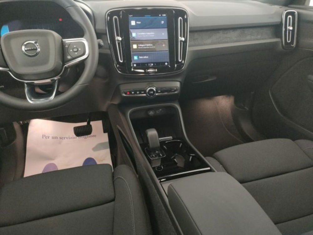 Volvo XC40 nuova a Modena (16)