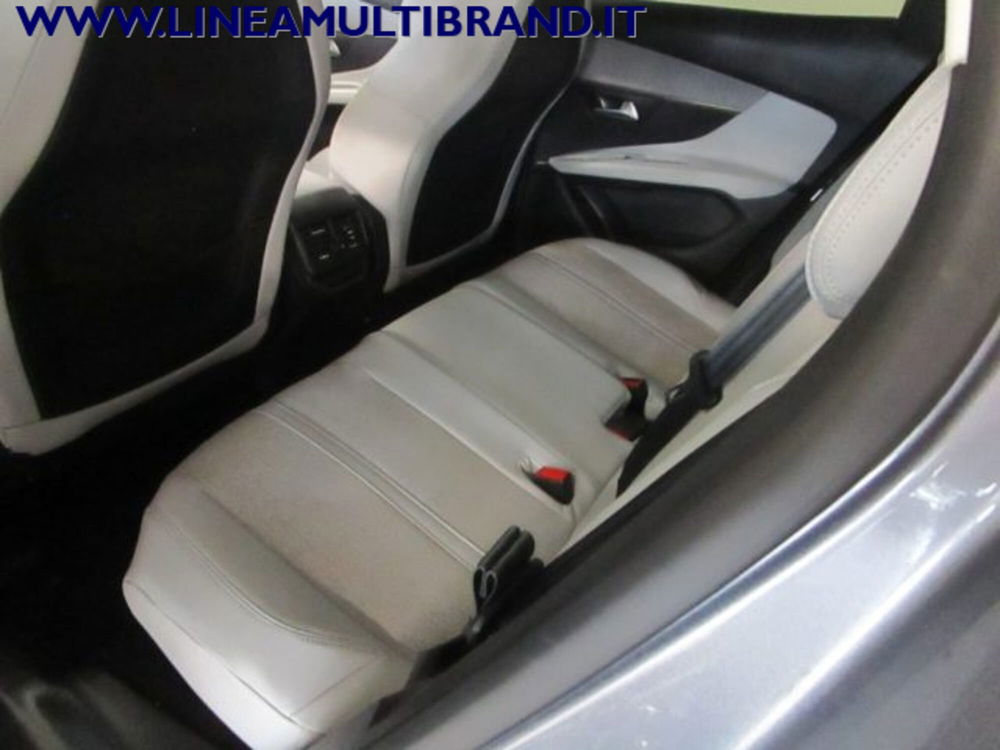 Peugeot 3008 usata a Piacenza (9)