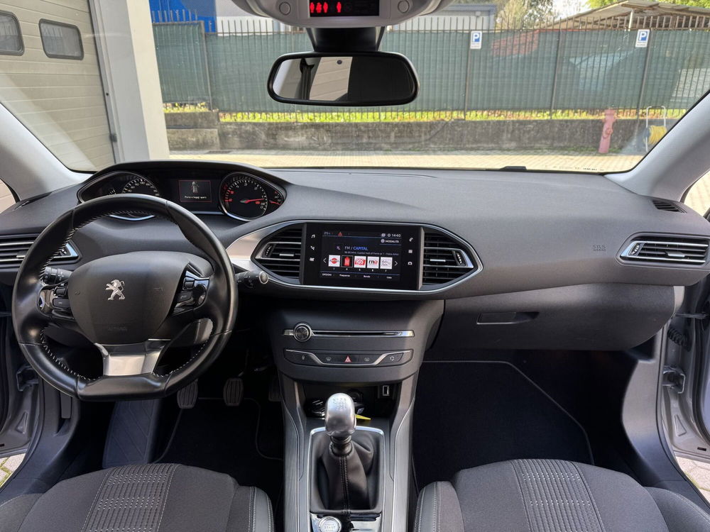 Peugeot 308 SW usata a Como (12)