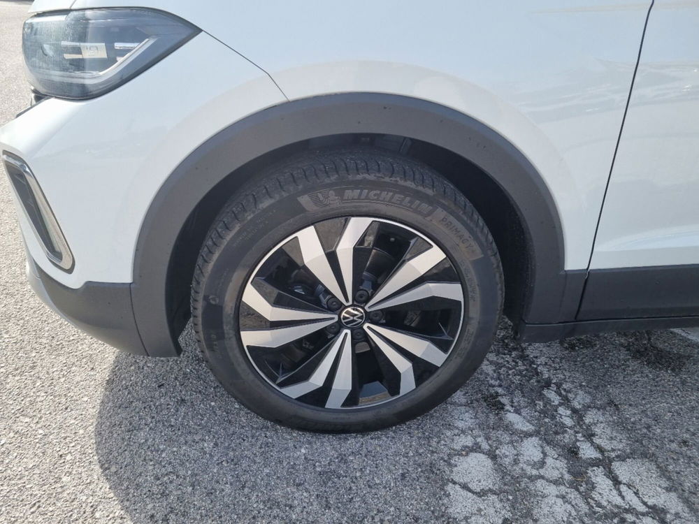 Volkswagen T-Cross nuova a Potenza (17)