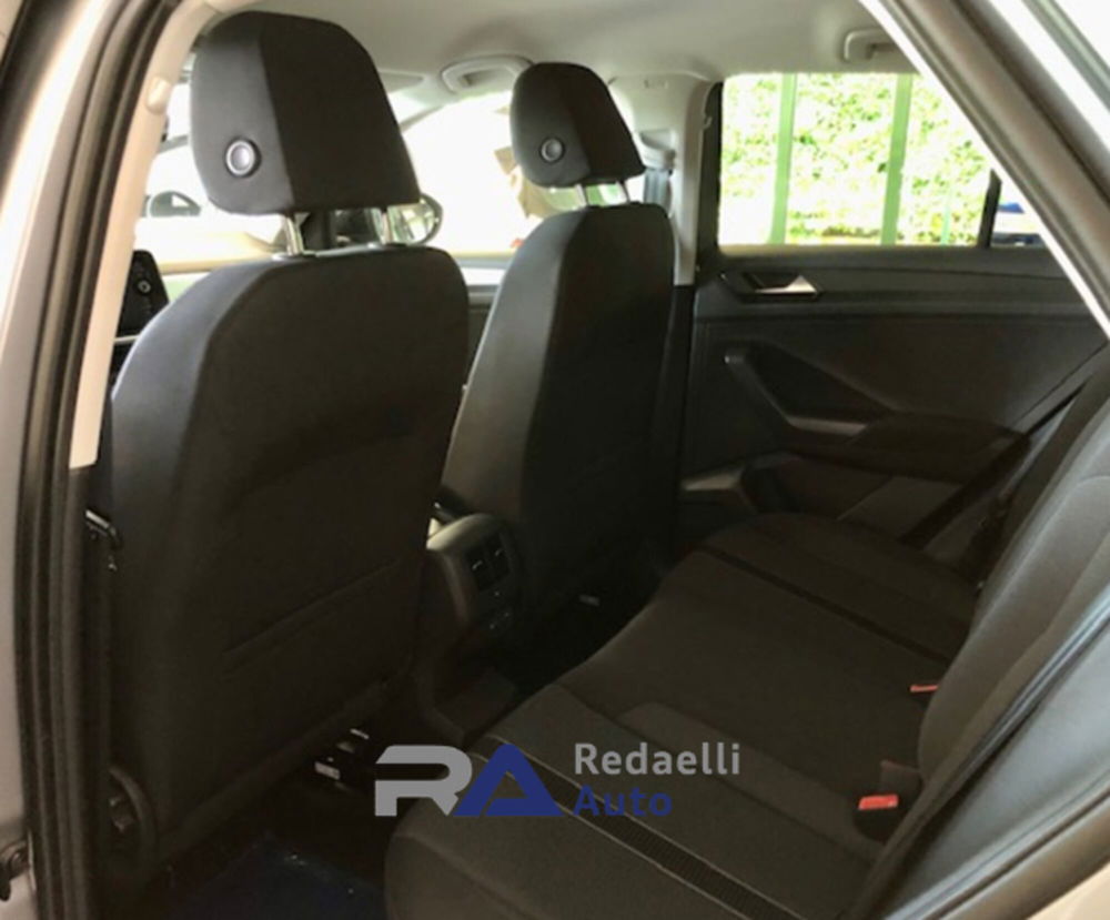 Volkswagen T-Roc nuova a Lecco (4)