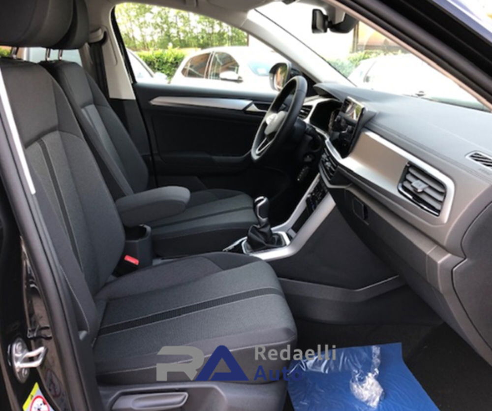 Volkswagen T-Roc nuova a Lecco (7)