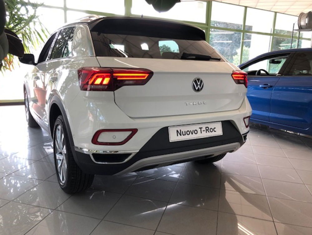 Volkswagen T-Roc nuova a Lecco (5)