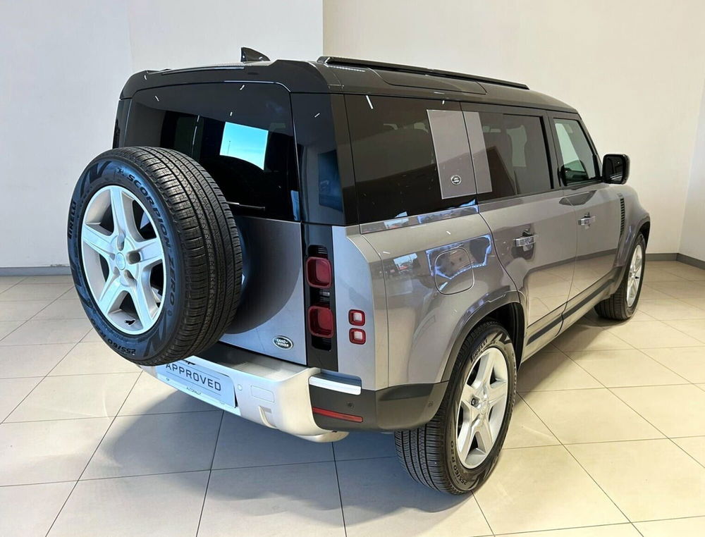 Land Rover Defender usata a Napoli (2)