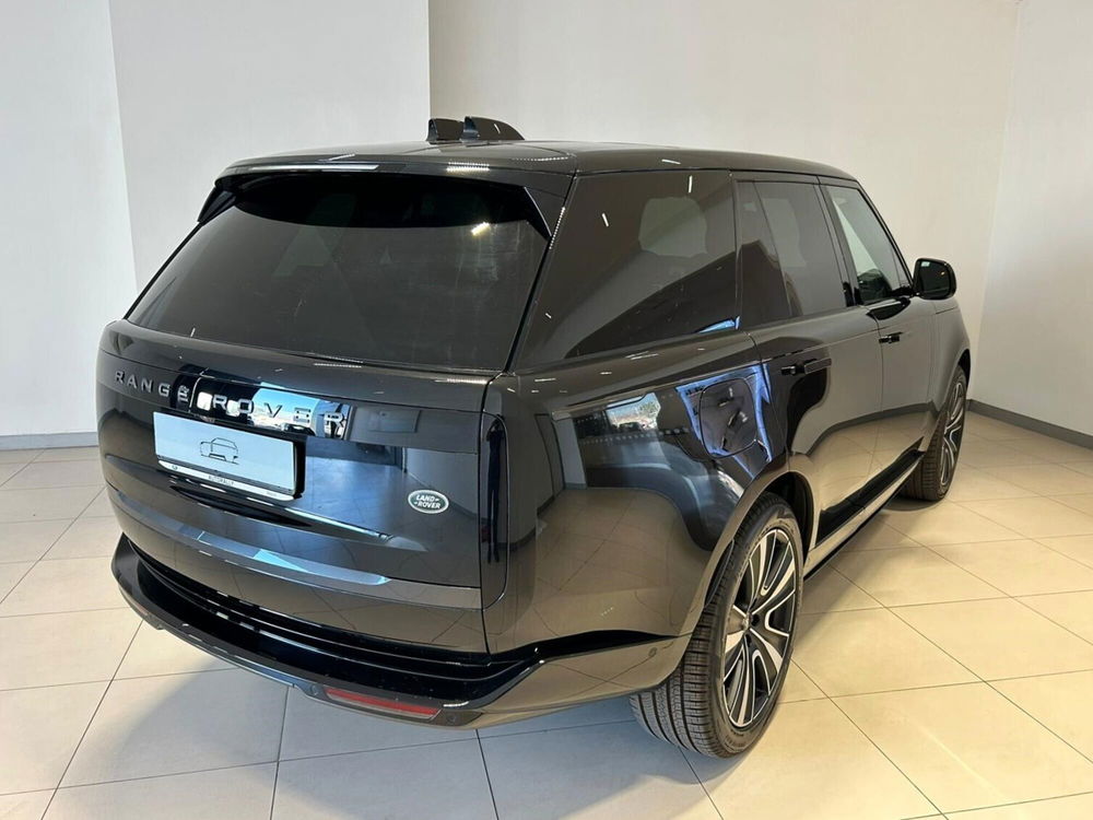 Land Rover Range Rover nuova a Napoli (2)