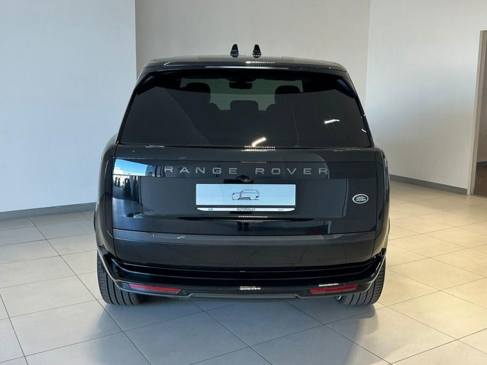 Land Rover Range Rover nuova a Napoli (9)