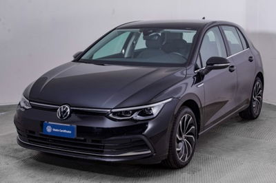 Volkswagen Golf Variant 1.5 TSI EVO ACT Life del 2020 usata a Paruzzaro