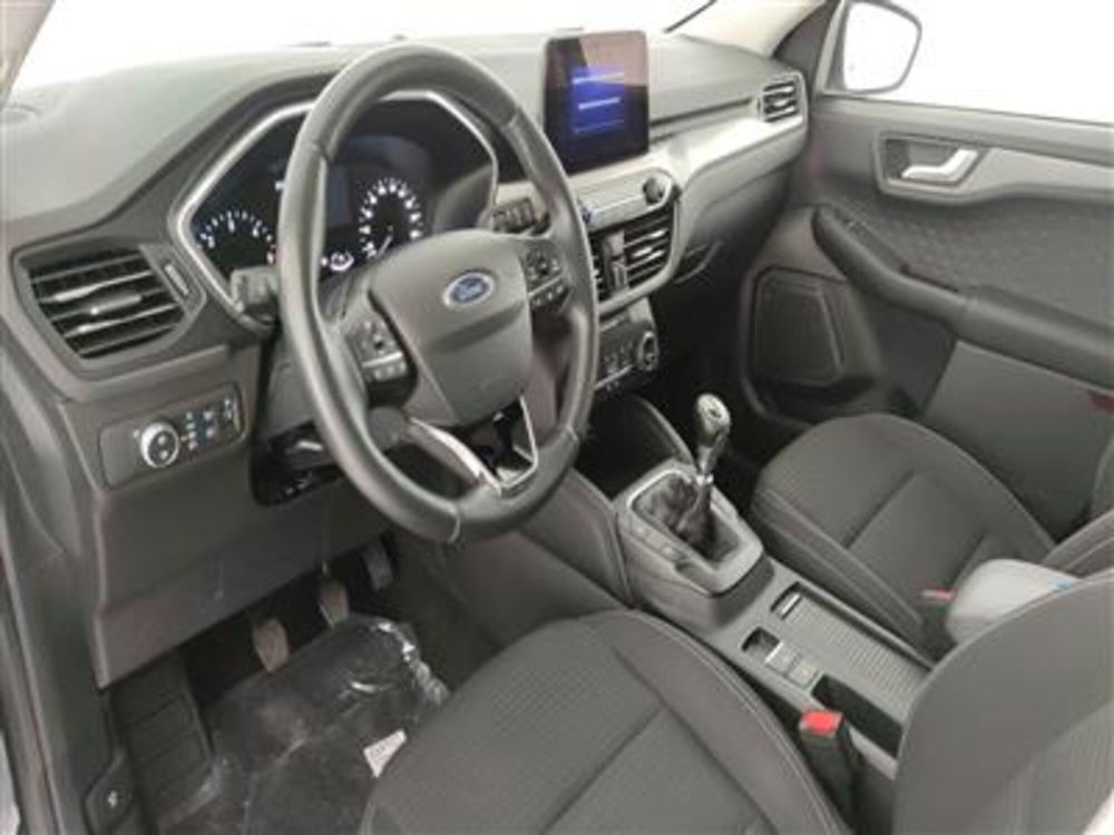 Ford Kuga usata a Bari (13)