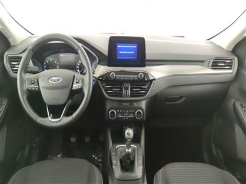 Ford Kuga usata a Bari (14)