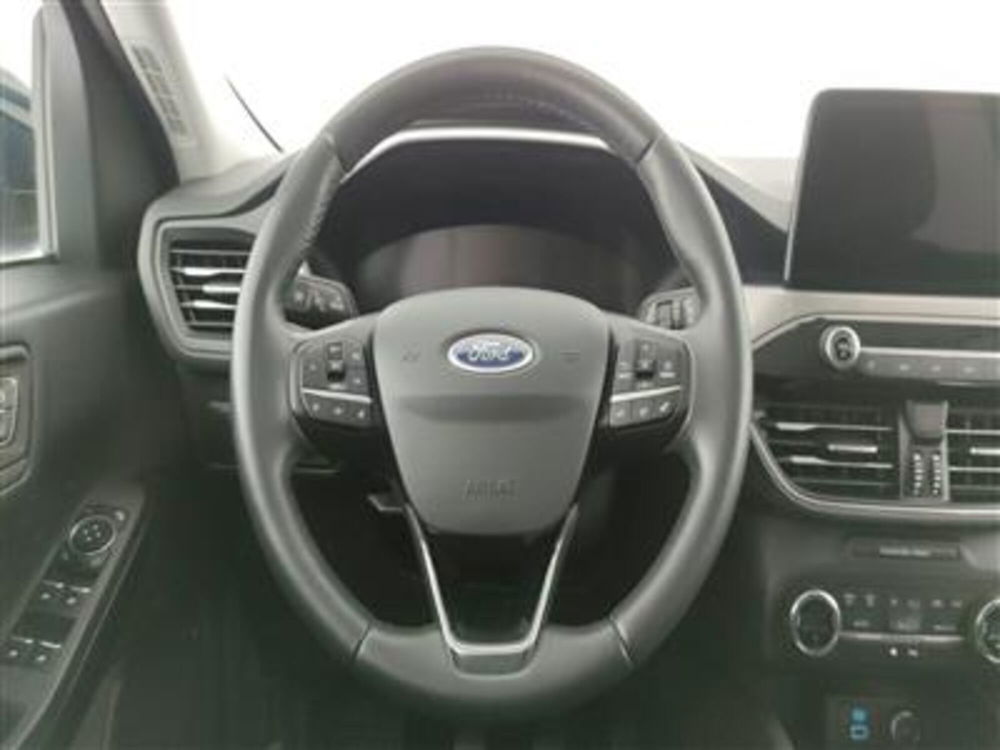 Ford Kuga usata a Bari (15)