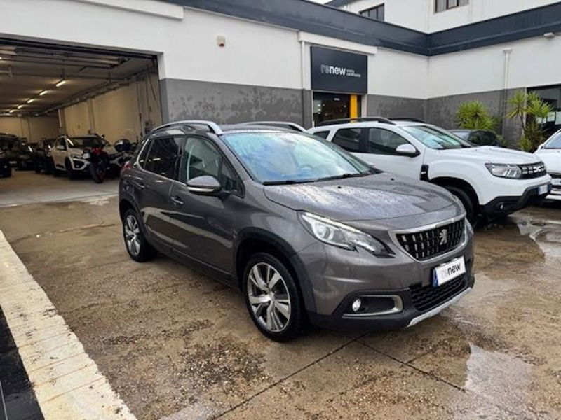 Peugeot 2008 120 S&amp;S Allure  del 2018 usata a Oristano