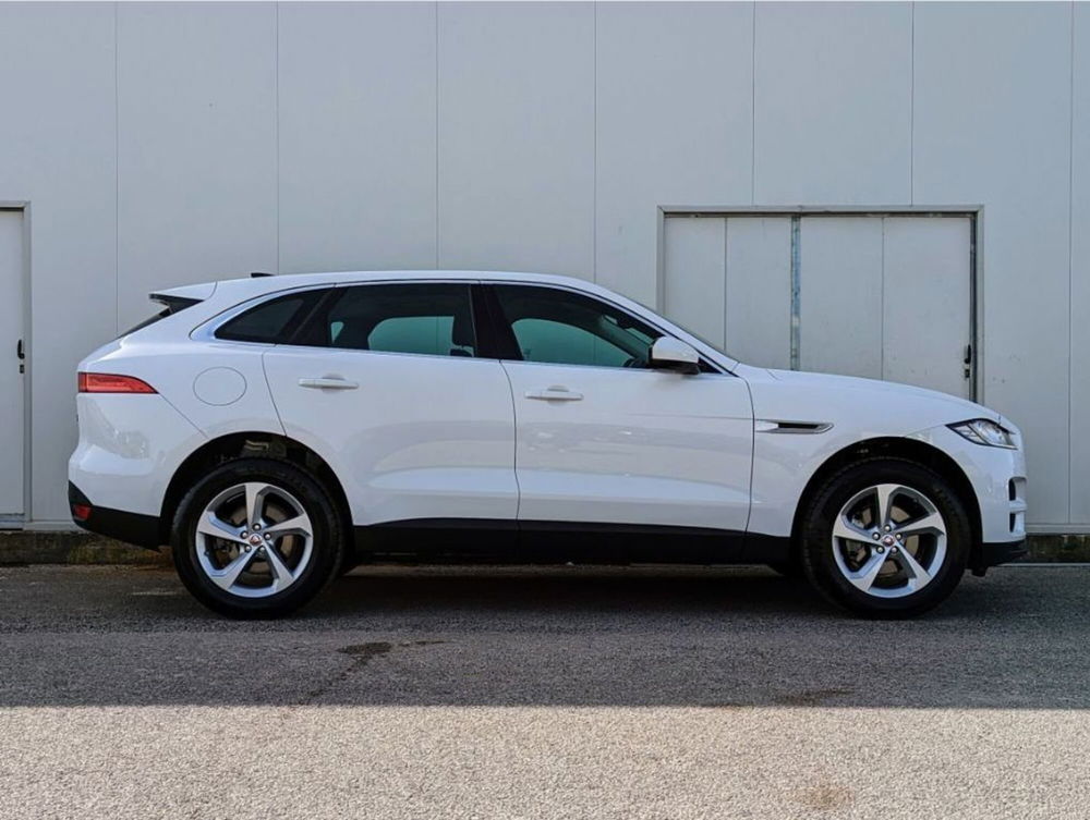 Jaguar F-Pace usata a Ragusa (3)