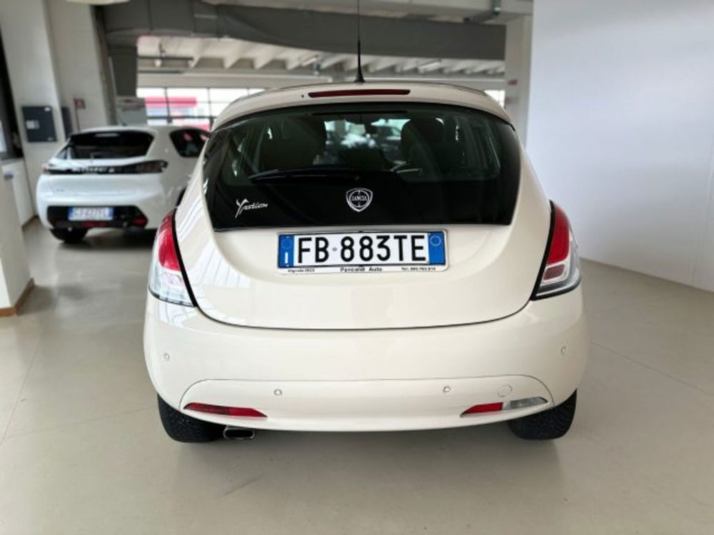 Lancia Ypsilon usata a Modena (11)