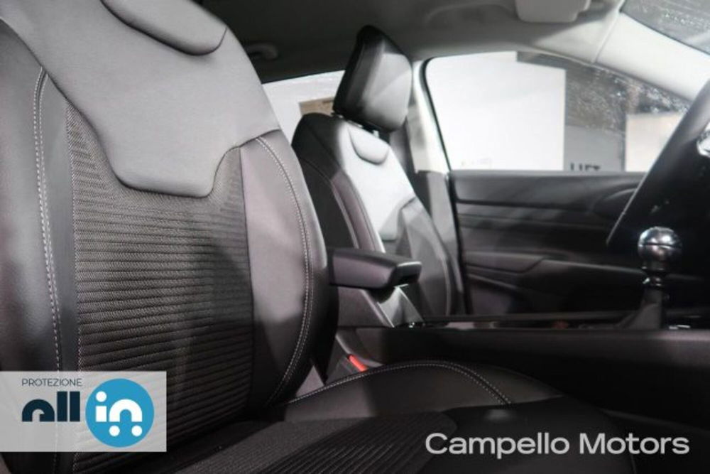 Jeep Compass nuova a Venezia (14)