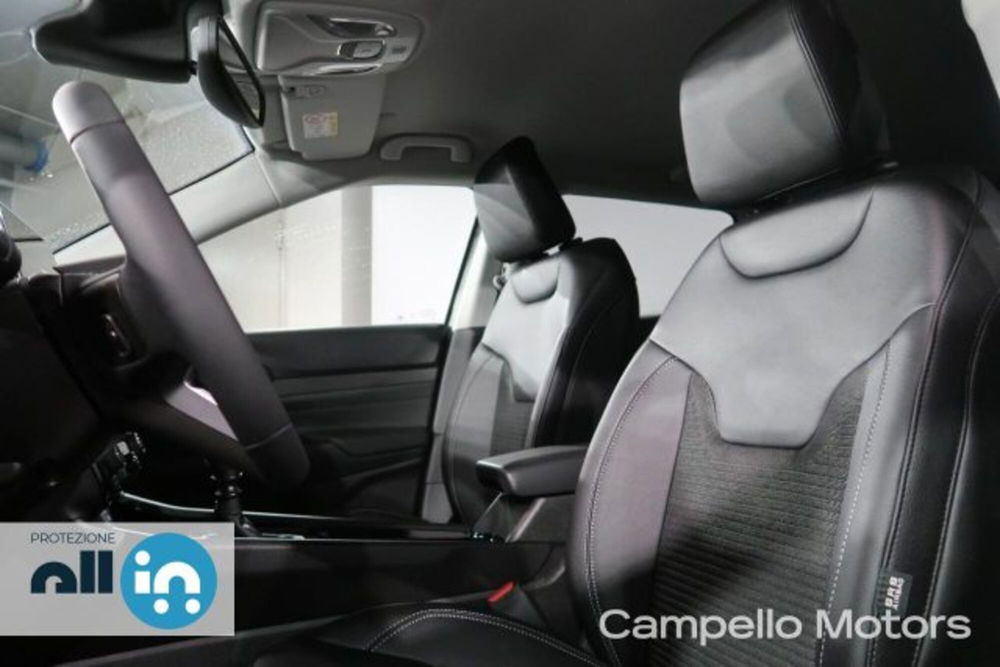 Jeep Compass nuova a Venezia (5)