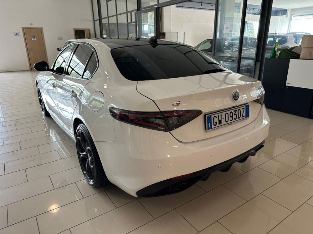 Alfa Romeo Giulia nuova a Firenze (6)