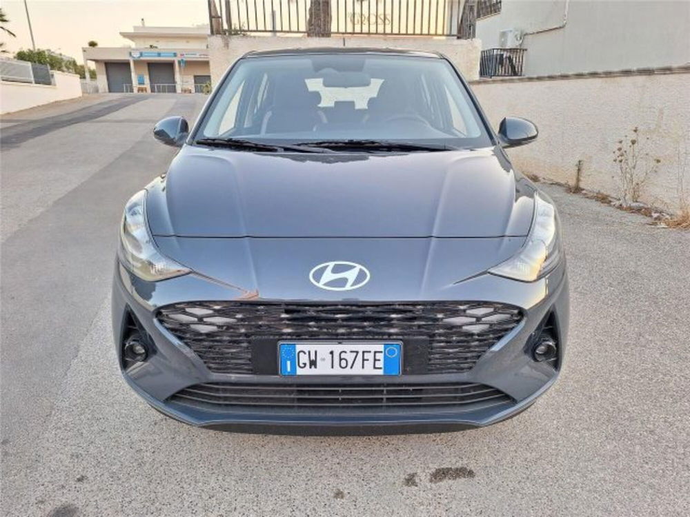 Hyundai i10 nuova a Bari (3)