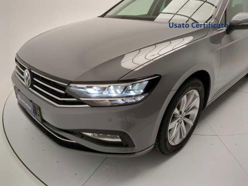 Volkswagen Passat Variant nuova a Avellino (9)