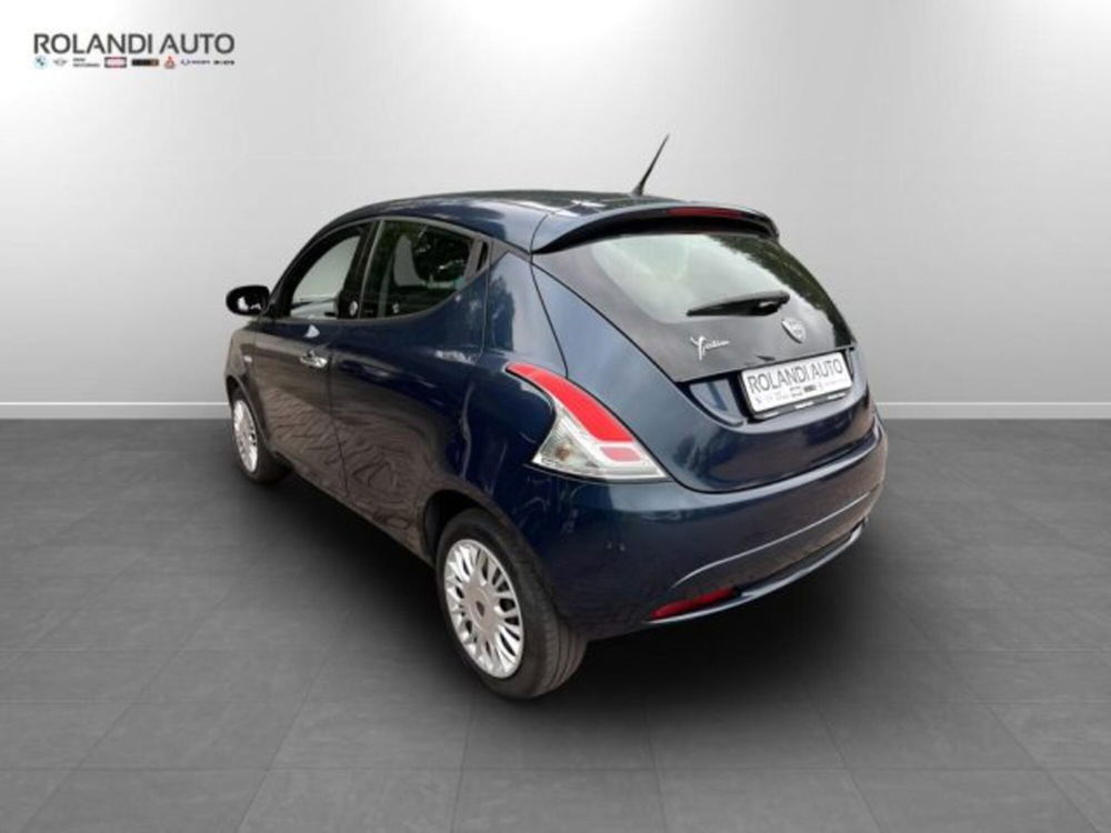 Lancia Ypsilon usata a Alessandria (6)