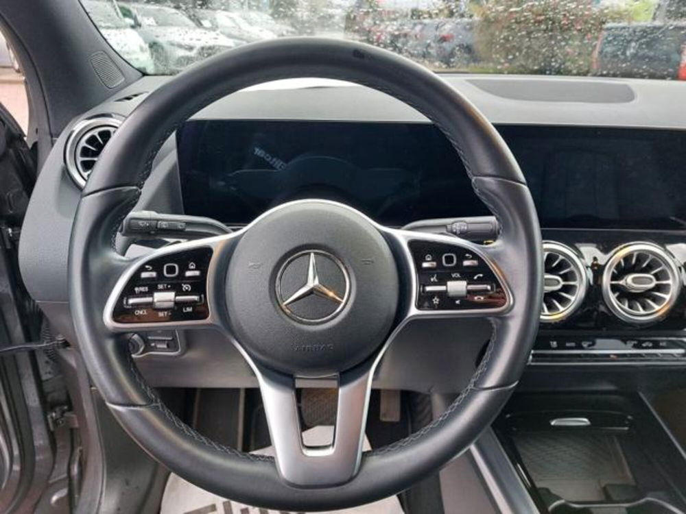 Mercedes-Benz GLA SUV usata a Milano (14)