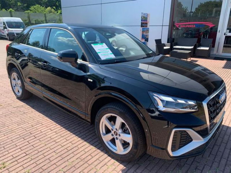 Audi Q2 Q2 35 TFSI S tronic S line Edition  del 2021 usata a Magenta