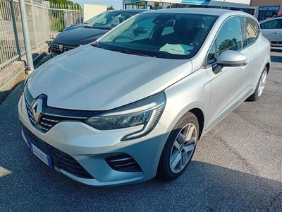 Renault Clio TCe 100 CV GPL 5 porte Intens  del 2021 usata a Montebelluna