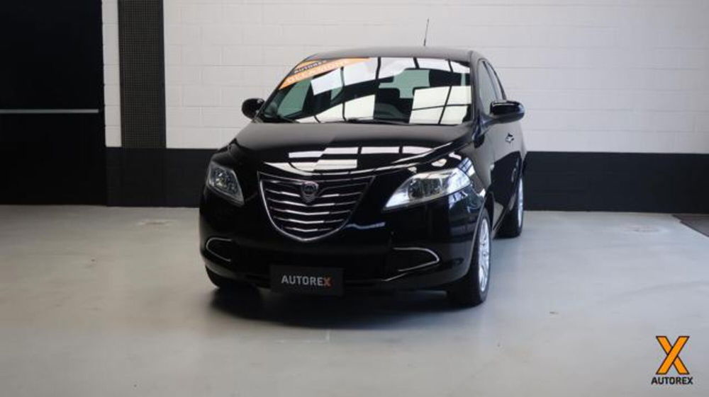 Lancia Ypsilon usata a Varese