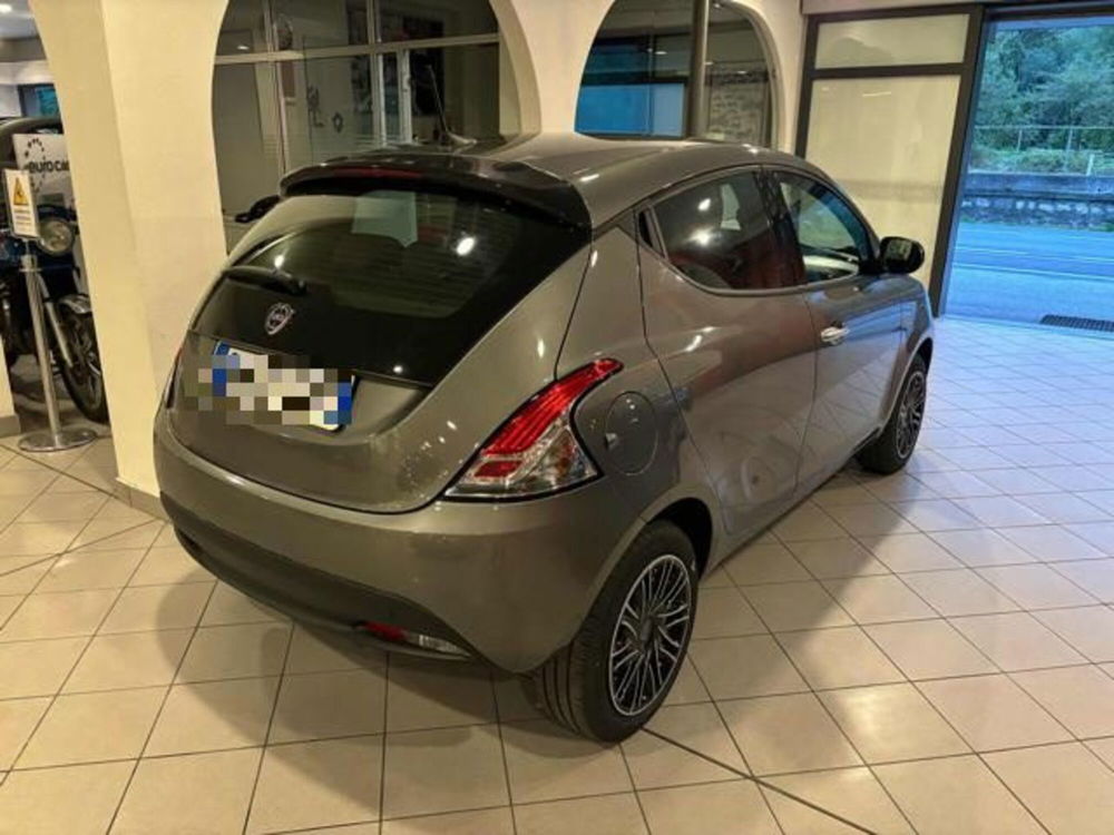 Lancia Ypsilon nuova a Brescia (3)