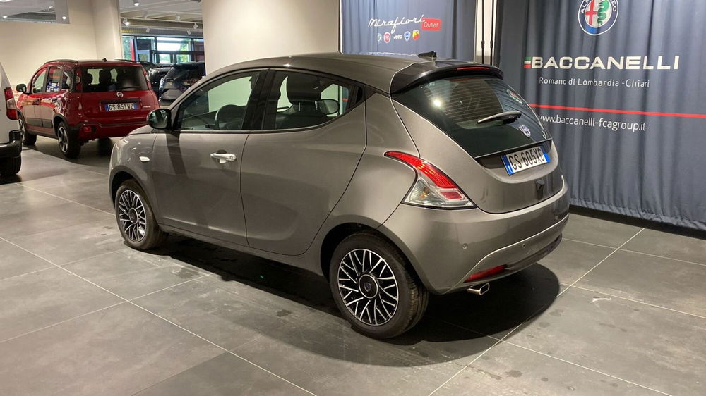 Lancia Ypsilon usata a Bergamo (2)