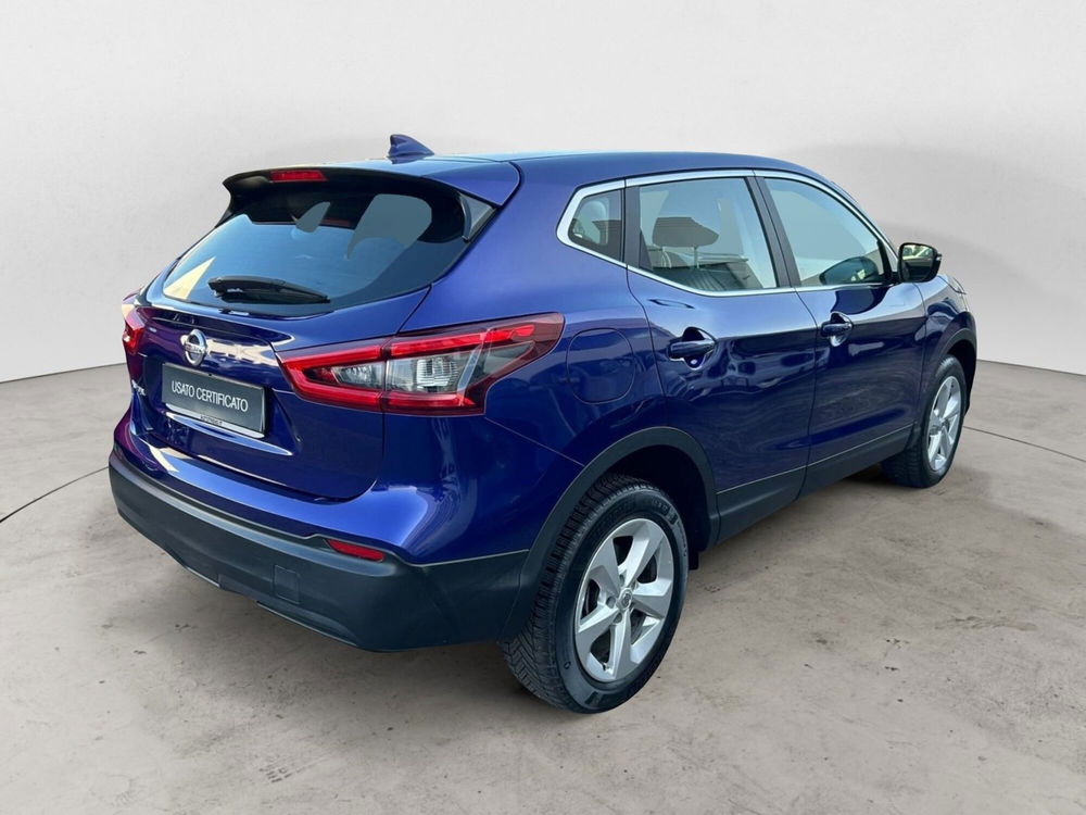 Nissan Qashqai usata a Bari (2)