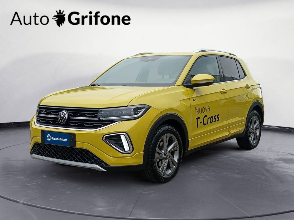 Volkswagen T-Cross nuova a Modena