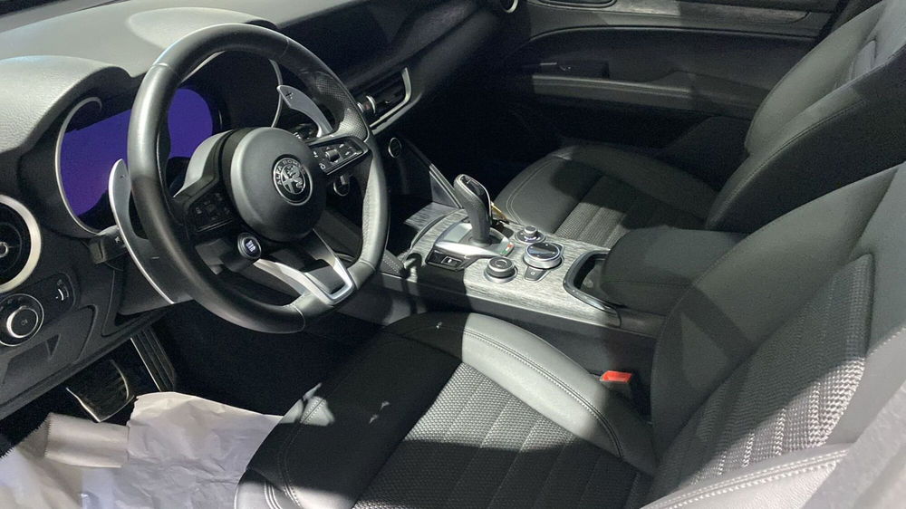 Alfa Romeo Stelvio usata a Bergamo (17)