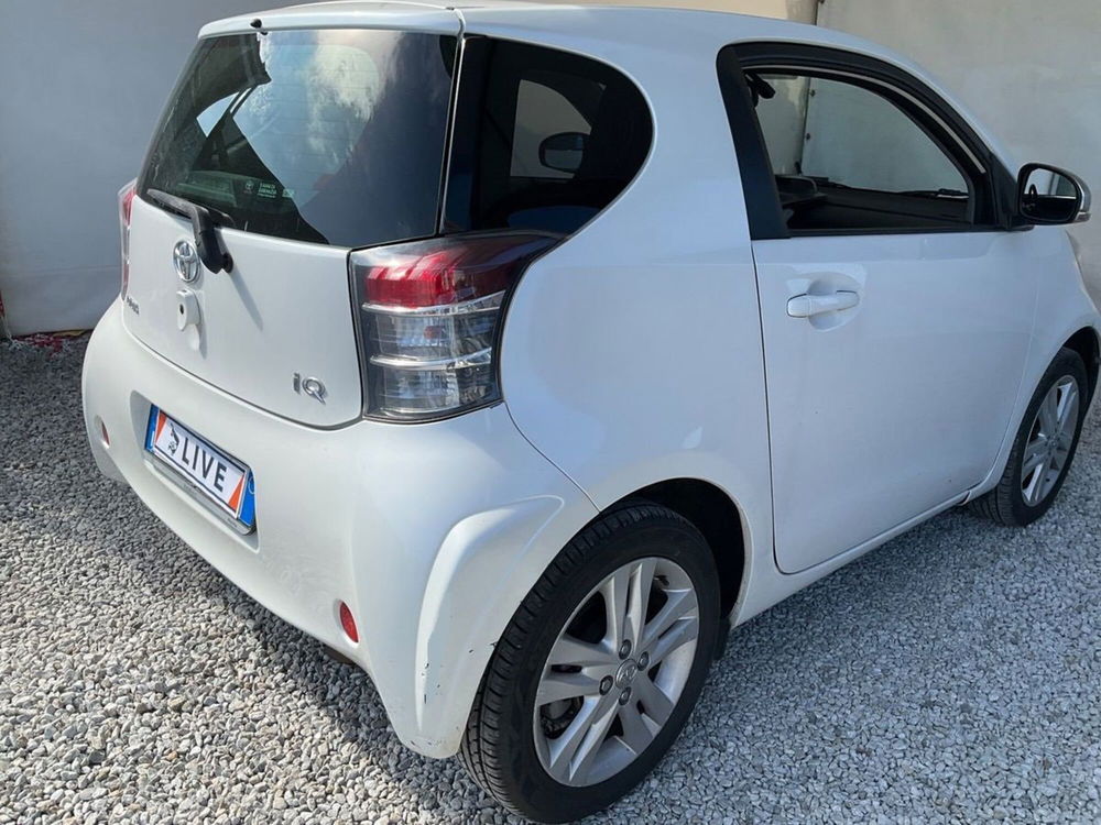 Toyota iQ usata a Arezzo (6)