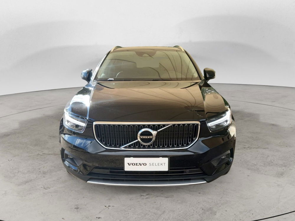 Volvo XC40 usata a Bari (3)