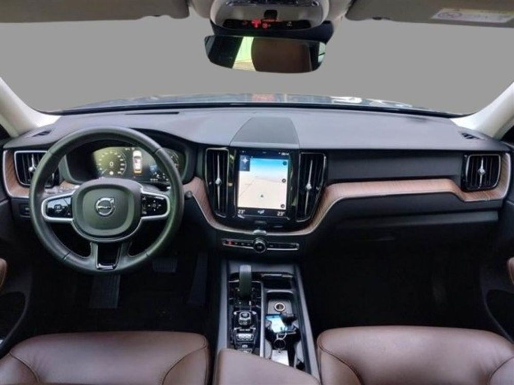 Volvo XC60 usata a Bari (3)