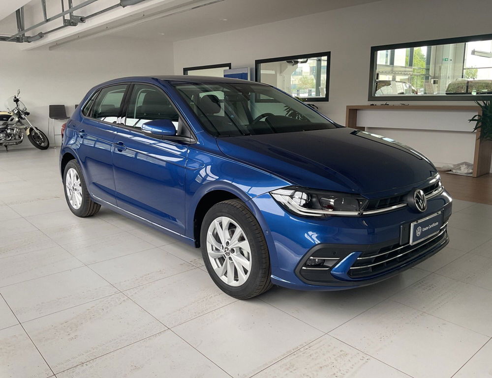 Volkswagen Polo nuova a Salerno (4)