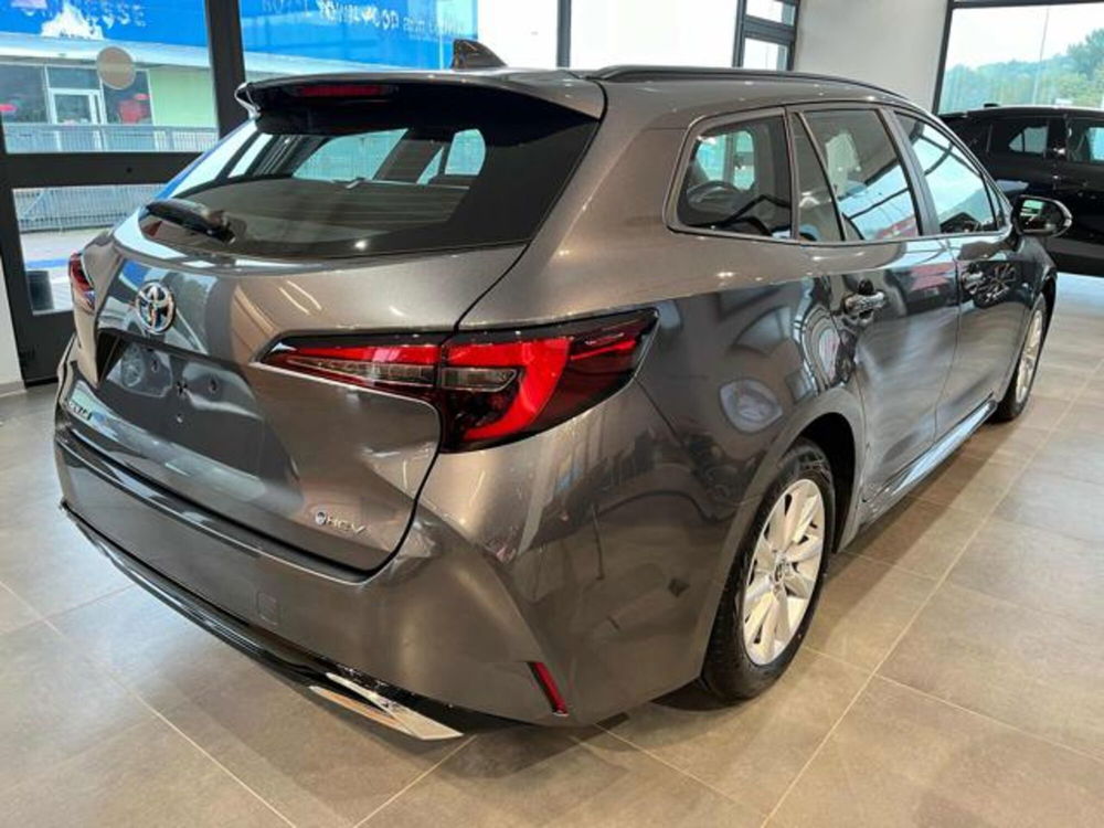 Toyota Corolla Touring Sports nuova a Cuneo (5)