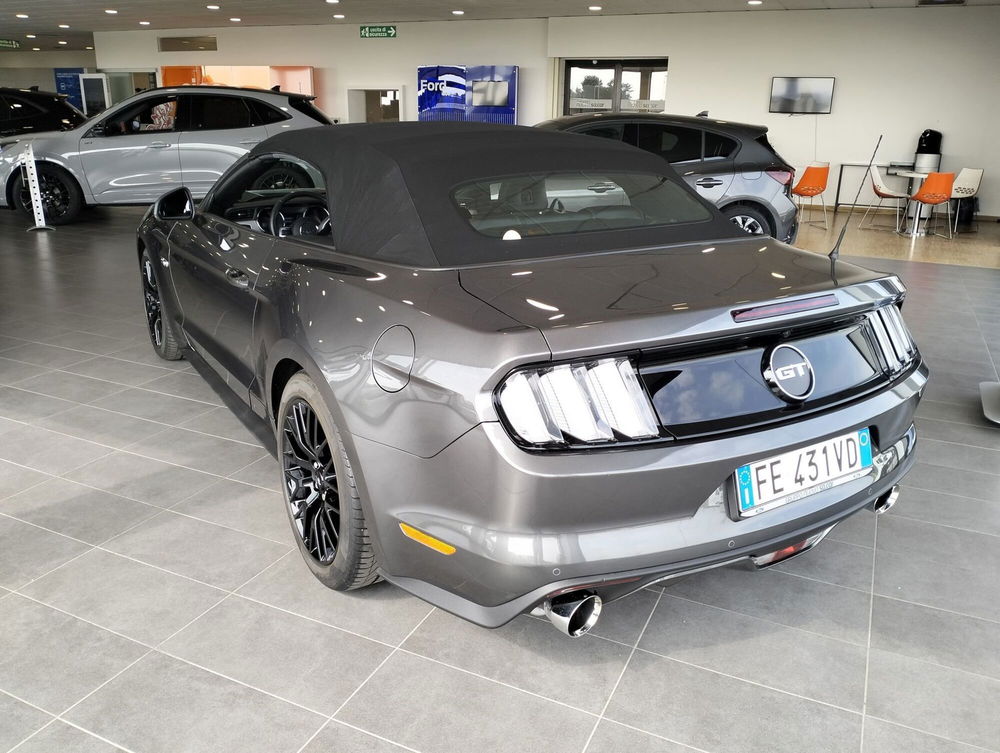 Ford Mustang Cabrio usata a Novara (12)